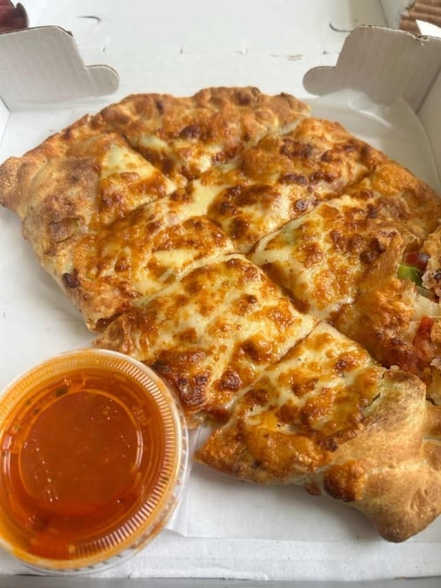 Cheese Calzone (Build Your Own).